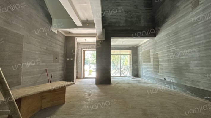 普罗旺世枫丹白露二手房实景图