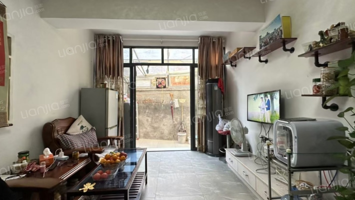 市水产公司小区二手房实景图