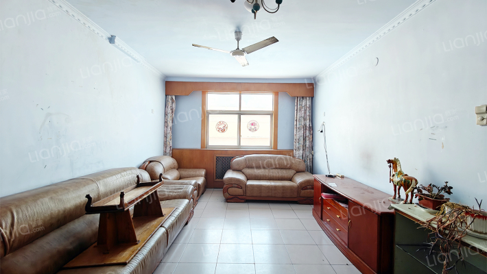 泰安市公路局一处三友宿舍二手房实景图