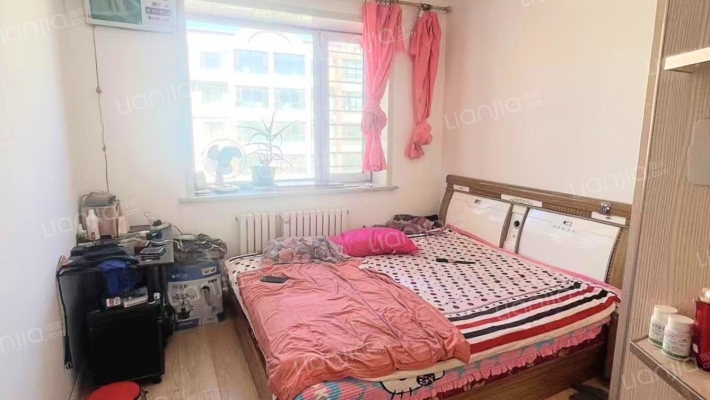 航天家园二手房实景图