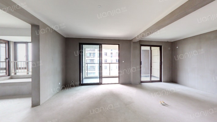 龙盛天和苑二手房实景图