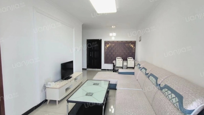 全阳两居 电梯房小区少有的集体供暖 已装修拎包入住-客厅