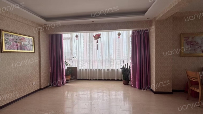 新景花园二手房实景图