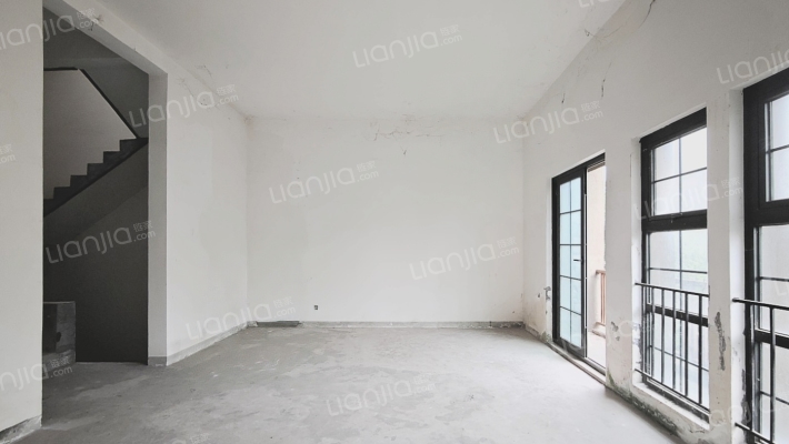 融科橡树澜湾A组团二手房实景图