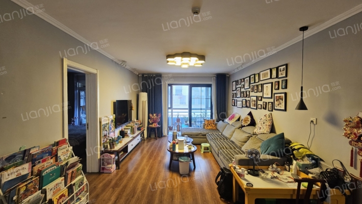 三联望山小区二手房实景图