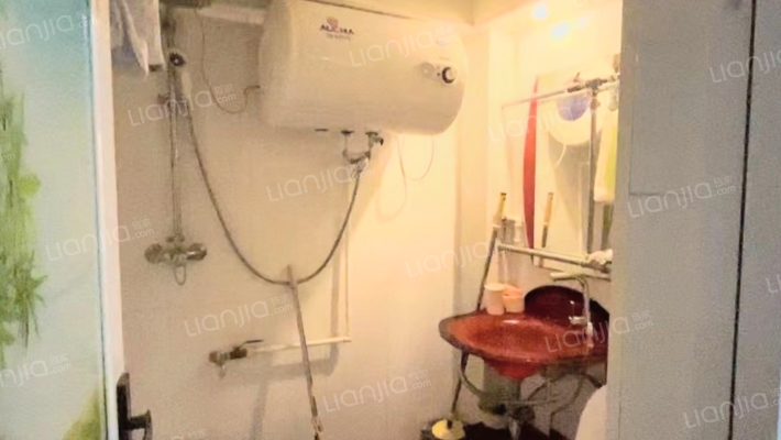 南北通透三居室，低楼层，户型方正采光好，无遮挡-卫生间