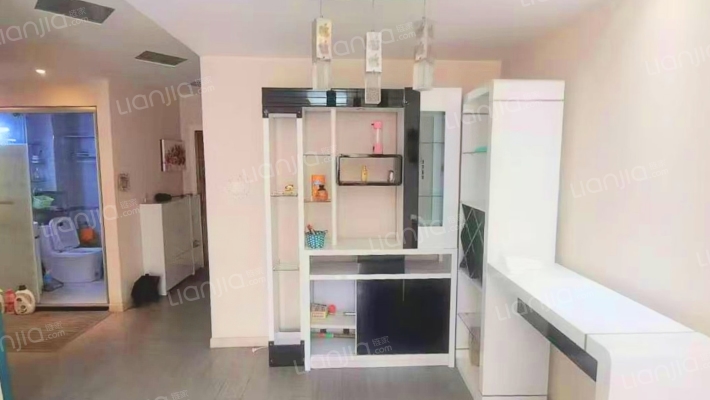 水岸花城，好房源，环境好，交通便利。-餐厅