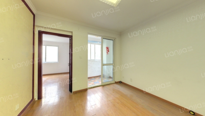 鹤沙航城东茗苑二手房实景图