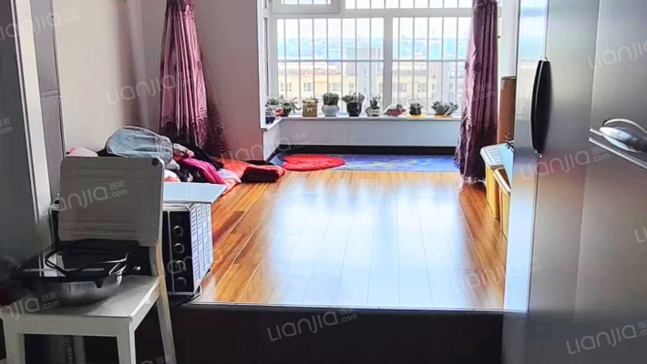 四中，南关，低总价，房本满二 ，配套齐全，好出租-卧室B