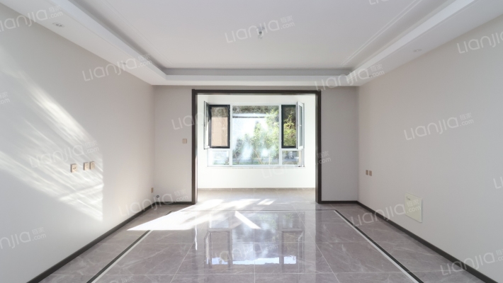 万科南湖春晓四期(玖苑)二手房实景图