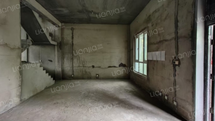 怡和庭院二手房实景图