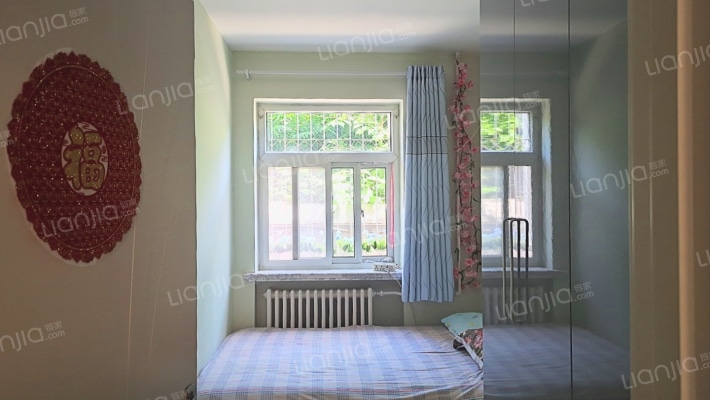 建设局住宅小区 3室1厅 南 北-卧室C