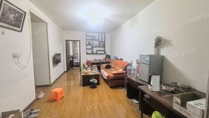 双桥路240号二手房实景图