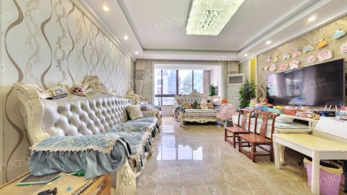 中铁逸都2期二手房实景图