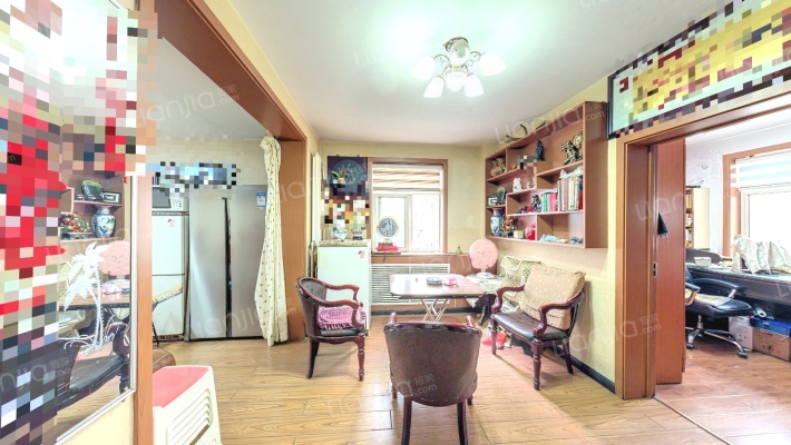 市二人民医院宿舍二手房实景图