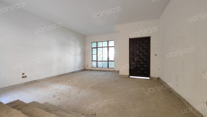 誉景名居二手房实景图