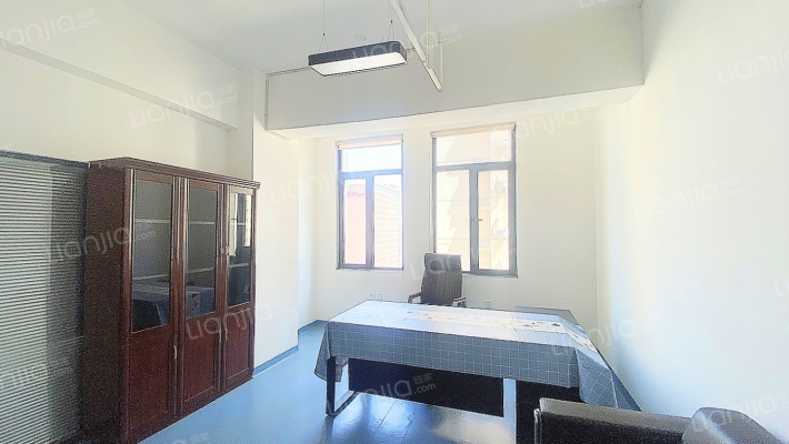 雷克大厦二手房实景图