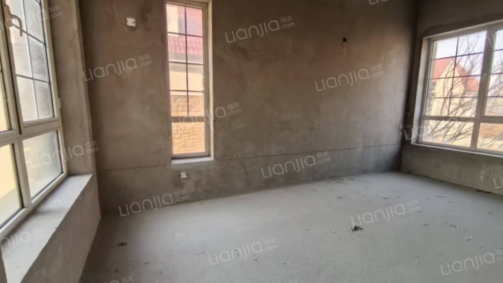 东京都独栋别墅 毛坯 大院子 上下两层 采光好-卧室A