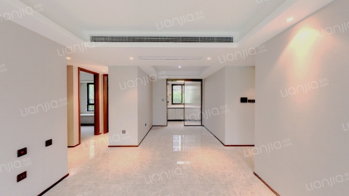 翡翠天域臻园二手房实景图