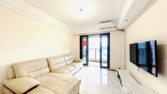 保利罗兰国际二手房实景图