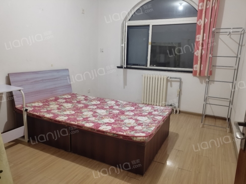 合租·阜康花园 4居室 南卧