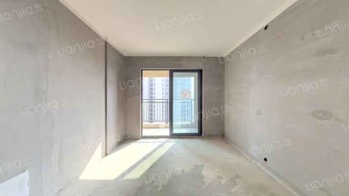 中建长投双创谷二手房实景图