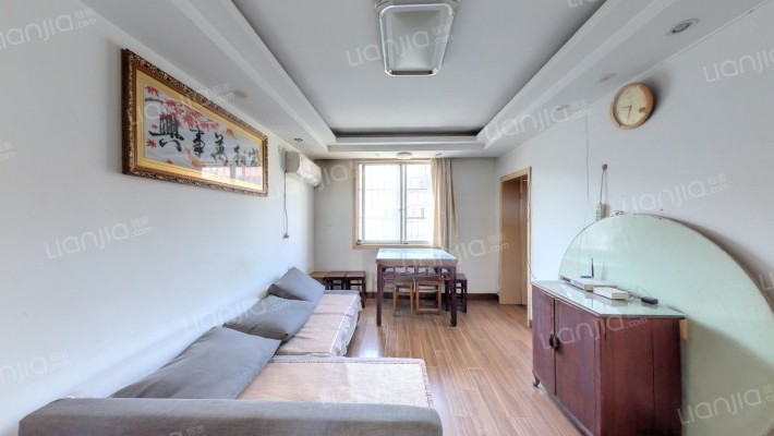 鸿运城市花苑二手房实景图