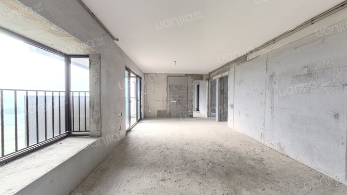 碧桂园樾府二手房实景图