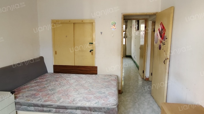 煤田总局173队家属楼 2室1厅 南 北-卧室B