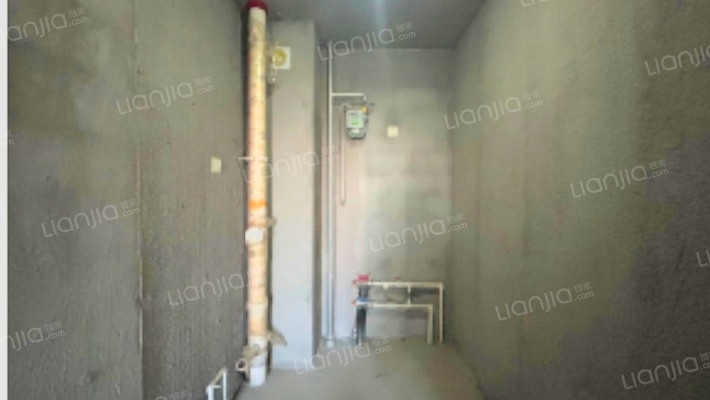 格局好 电梯房 集中供暖 107国道旁出行方便-厨房