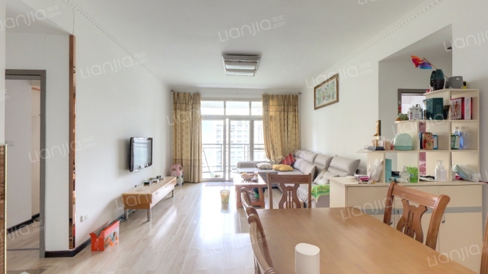 现代城二手房实景图