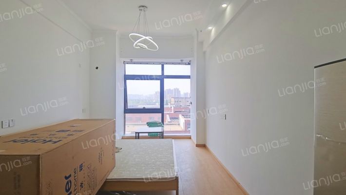 利港银河之光二手房实景图