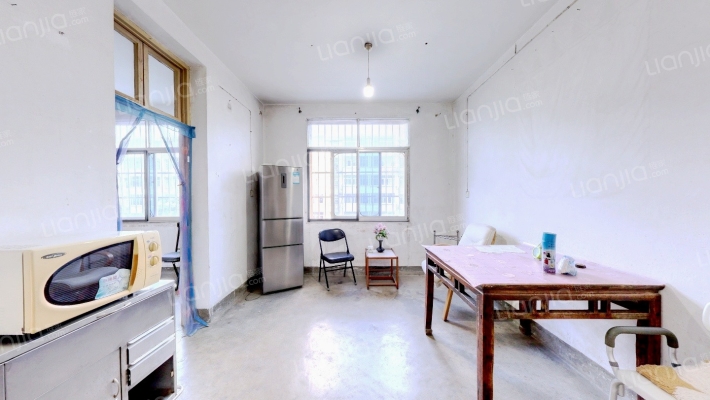 供电局宿舍二手房实景图