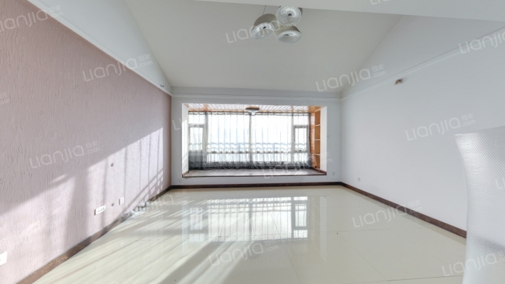 融创上城四期二手房实景图