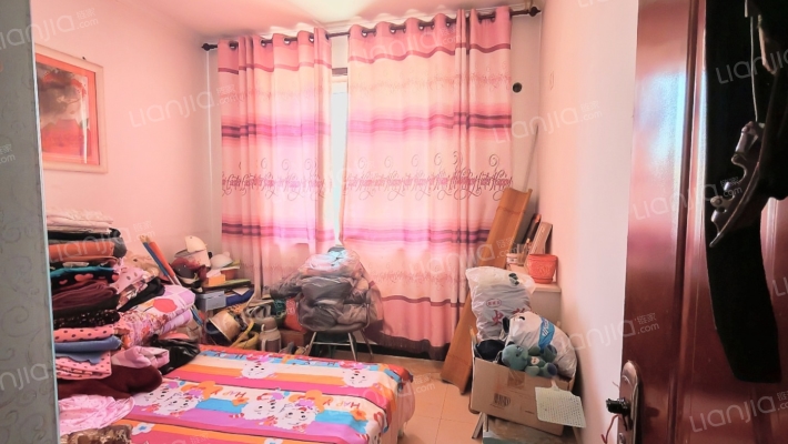 园林社区  两居室 总价低    出行方便-卧室B