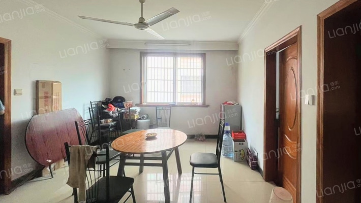 鲤鱼山庄二手房实景图