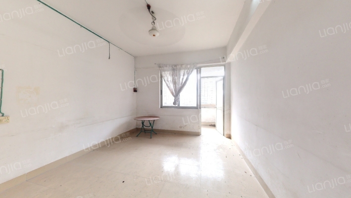 莲花路二手房实景图