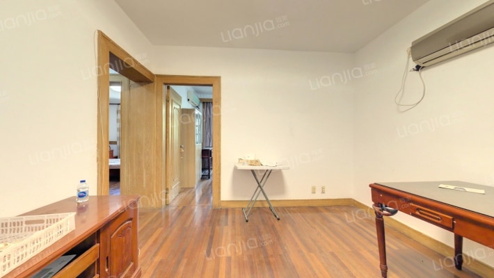 益华小区二手房实景图