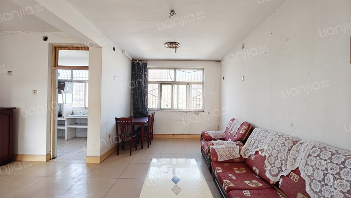 郭家灌庄村北楼区二手房实景图