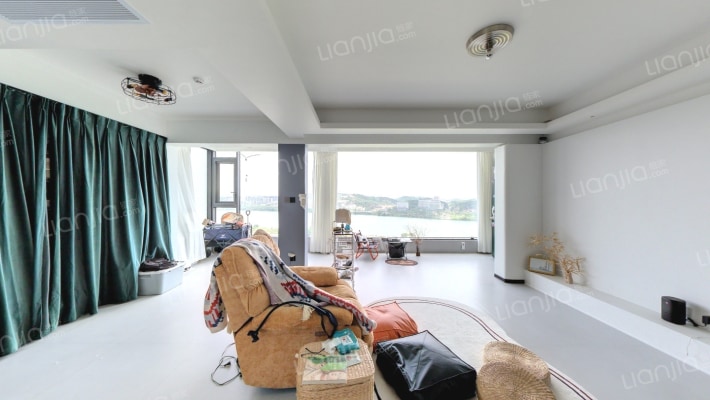 万科公望东区二手房实景图