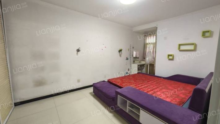 华泰豪庭 3室1厅 南 北-卧室B