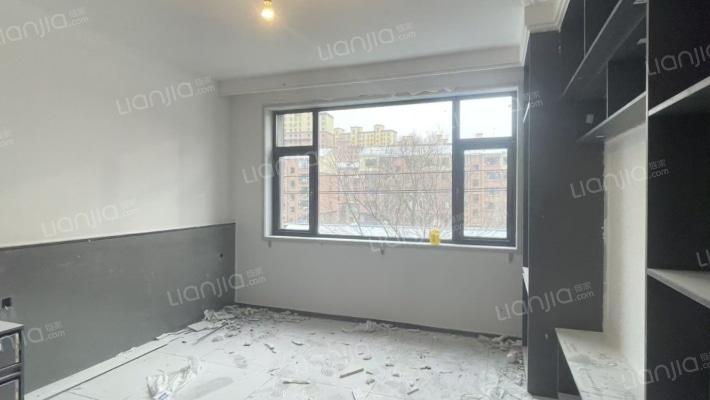 东郡桦都二手房实景图