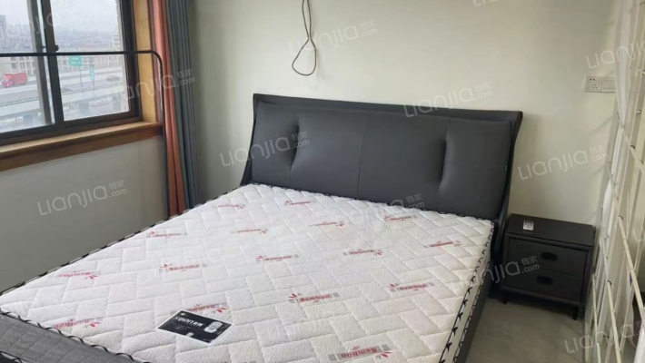 金碧神话二手房实景图