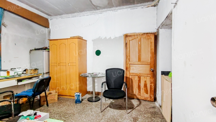 百科大厦二手房实景图