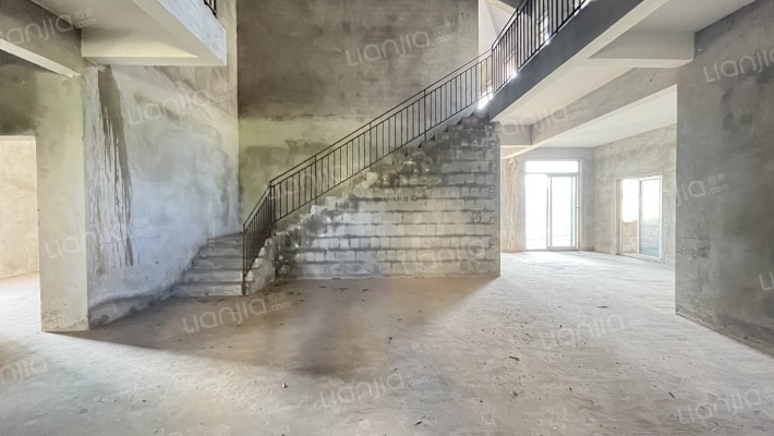 南溪绿郡E区 二手房实景图