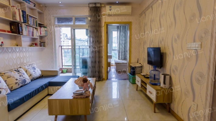 中央公园一组团二手房实景图