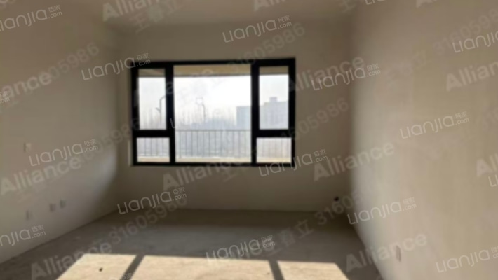 新小区，交通便利，集中供暖，配套齐全-客厅