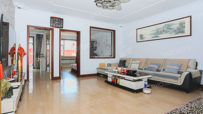 茶坊机械厂家属楼二手房实景图