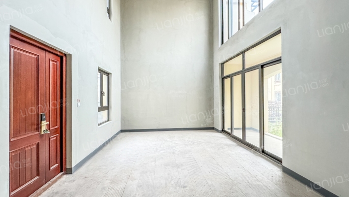 融创紫泉枫丹三期二手房实景图