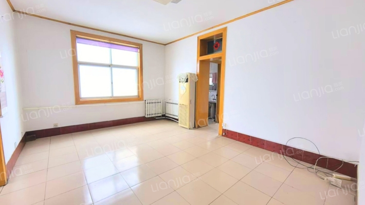 党校宿舍二手房实景图